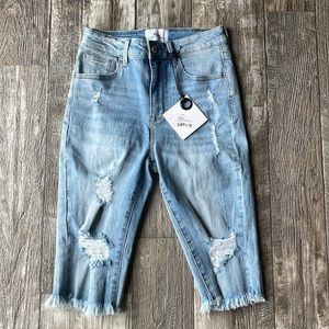 🌟A2 🌟Bermuda 🌟Jeans Los
Angeles California Shorts,
Regular Small,